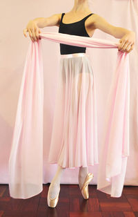 Grade skirt with matching scarf